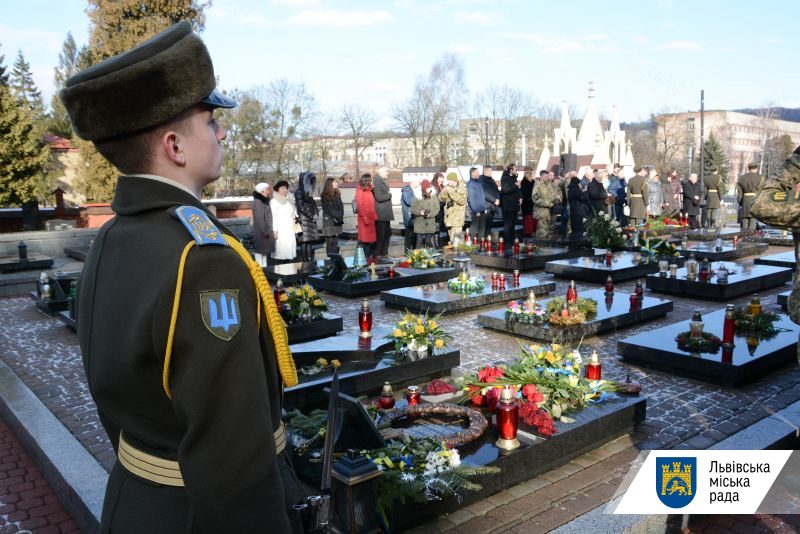 У Львові вшановують пам’ять Героїв Крут