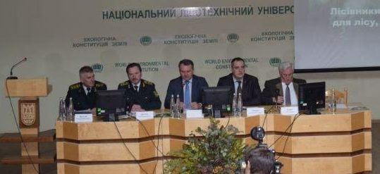 «Саме так діє мафія»: активісти вимагають звільнити Олександра Ганущина