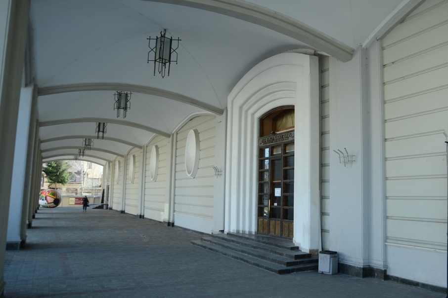 Частину Львівського палацу мистецтв віддали власникам стриптиз-клубів