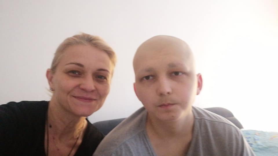 «Сину дають шанс на життя – і це дуже важливо» : студенту Володимиру Андрієцькому треба ще 200 тисяч євро на лікування