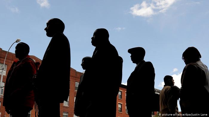 Безробітних стане більше: уряд озвучив невтішний економічний прогноз