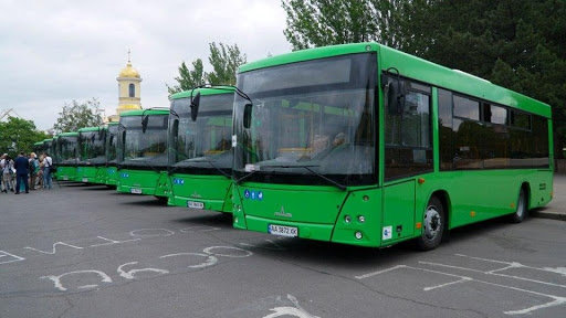 На Львівщині спеціальні автобуси возитимуть працівників на роботу (Графік)