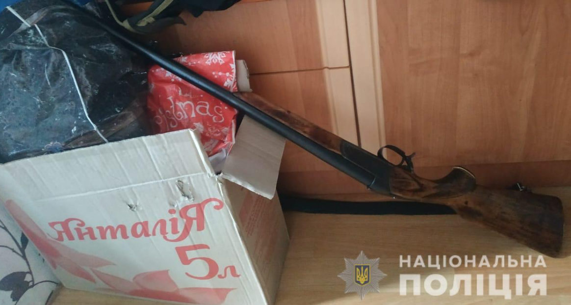 “Зовсім неконфліктний”: у Східниці чоловік застрелив колишнього співмешканця своєї дочки