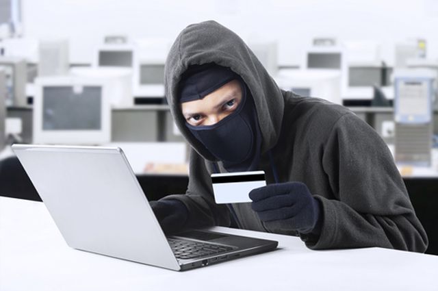 Шахрай з Нового Роздолу обдурив місцевих мешканців на 70 тисяч гривень