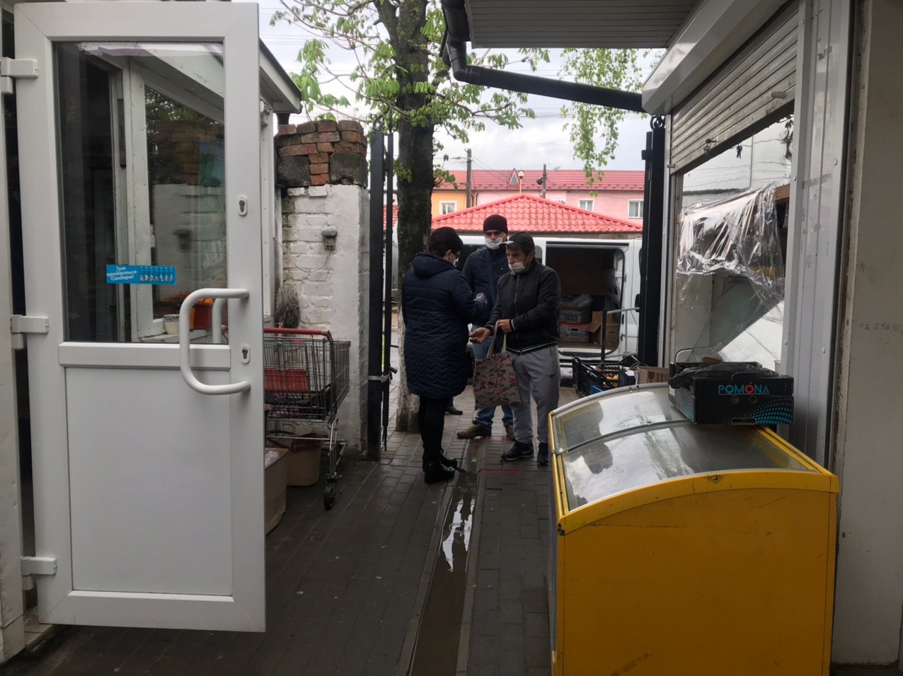 У Старому Самборі знову запрацював продовольчий ринок