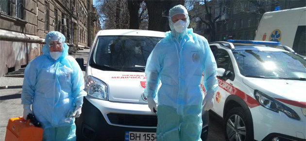 Мобільні бригади перевірятимуть, як хворі на коронавірус дотримуються самоізоляції