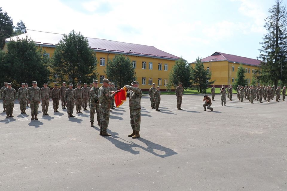 Американські військові, які тренують українських захисників на Яворівщині, пройшли ротацію