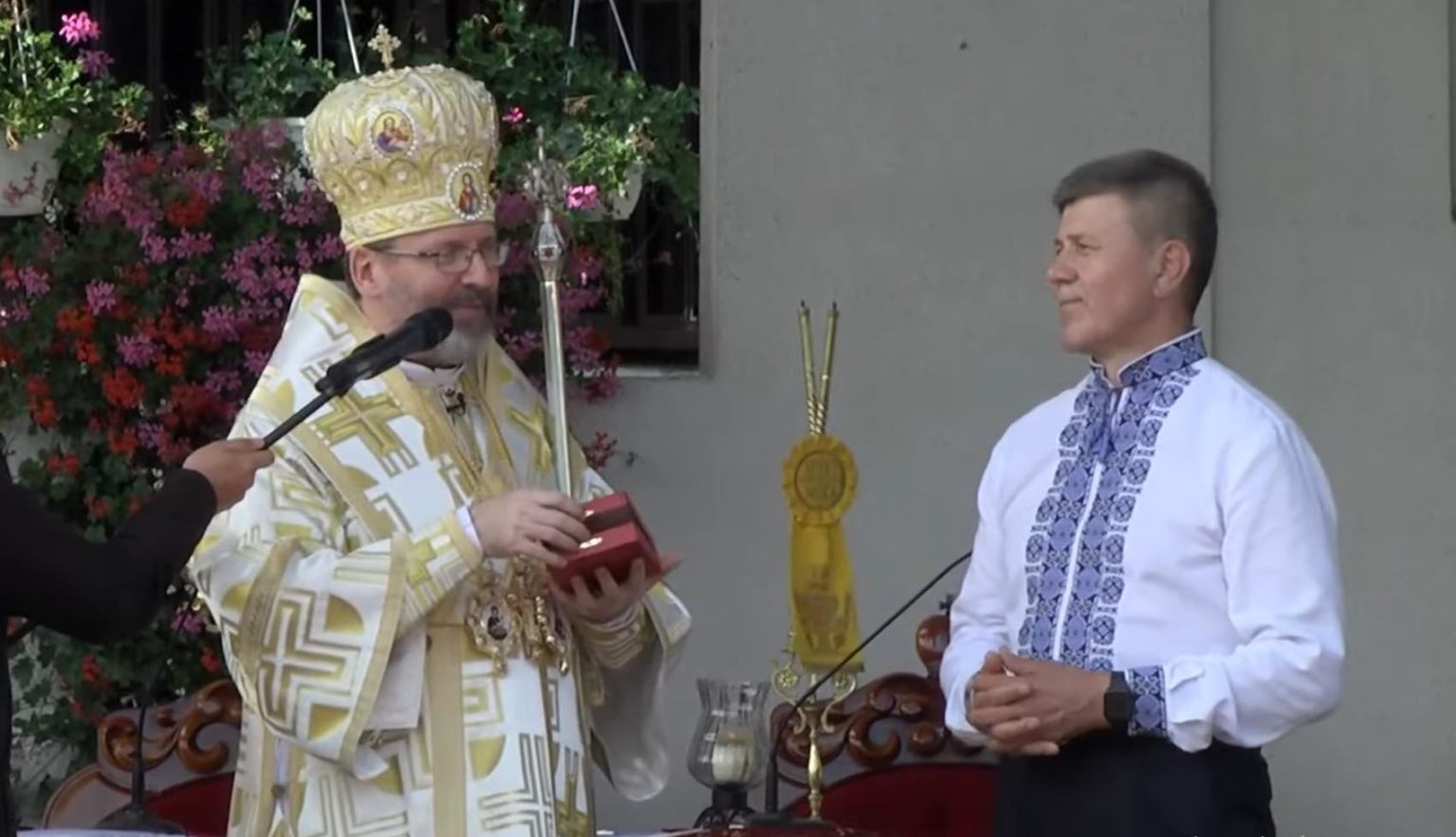 Діячеві Івану Васюнику вручили найвищу нагороду церкви (Відео)