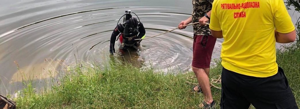 «Впав у воду і одразу зник»: на озері в Новому Роздолі втопився 15-річний хлопчик
