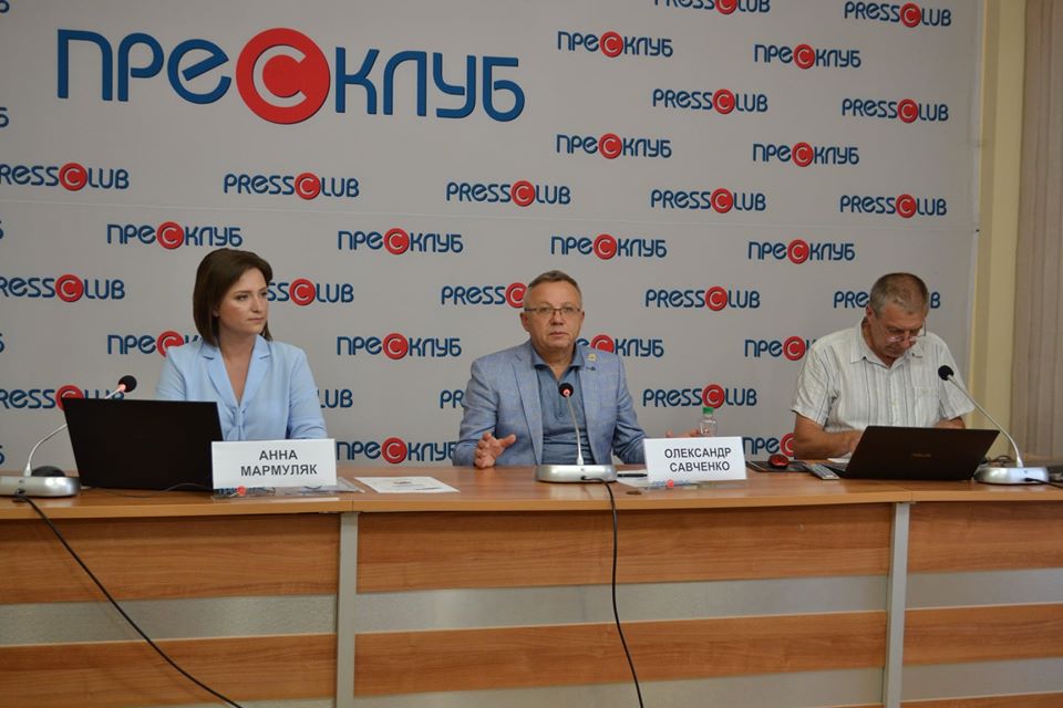 “Маємо реалізувати право громадян на гідне життя”: у Львові презентували законопроєкт про базовий дохід українця
