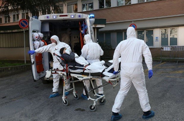 У Львові із Covid-19 госпіталізували шістьох працівників лабораторного центру