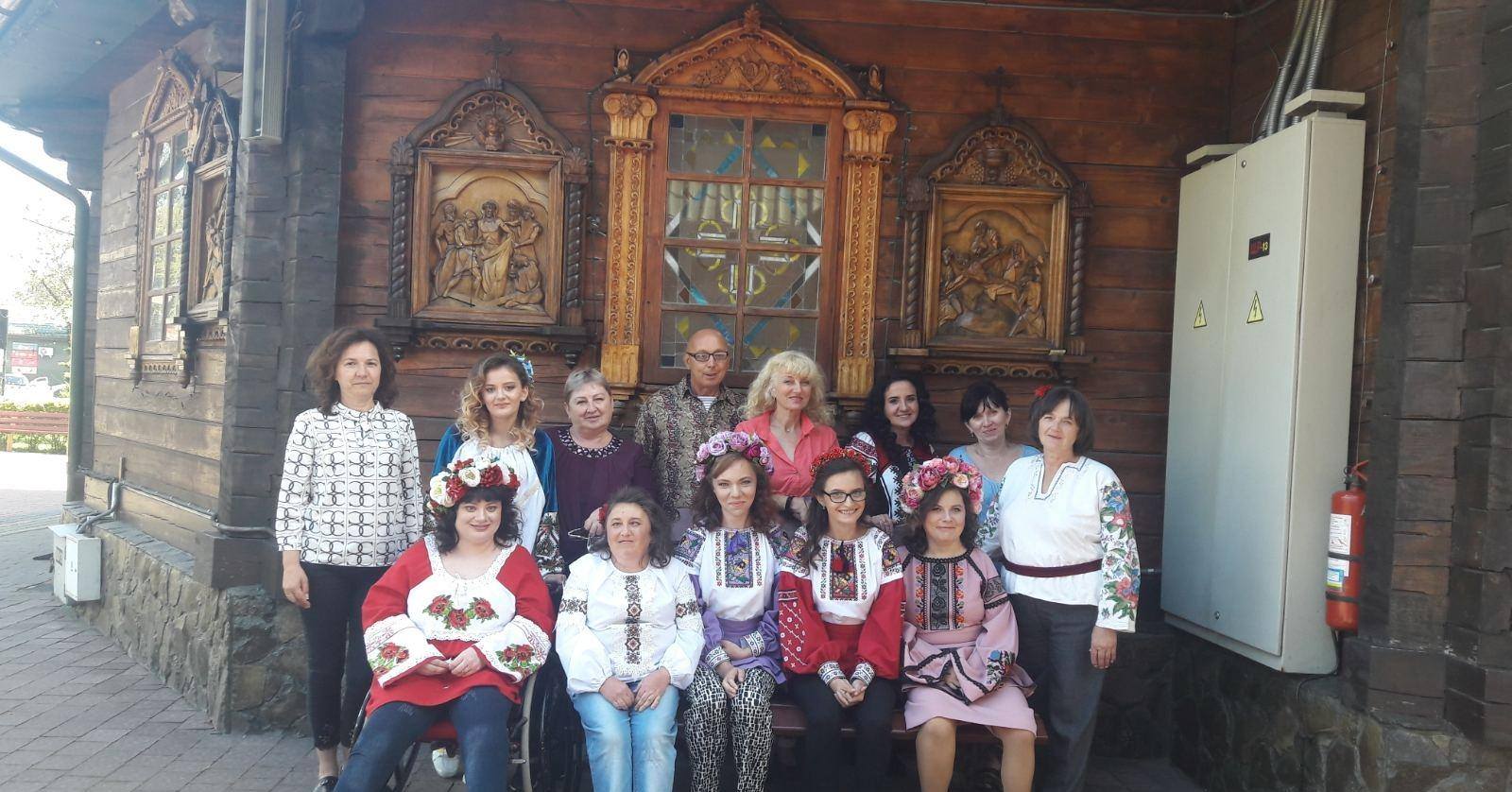 “Краса без обмежень”: у Львові провели благодійну етно-фотосесію