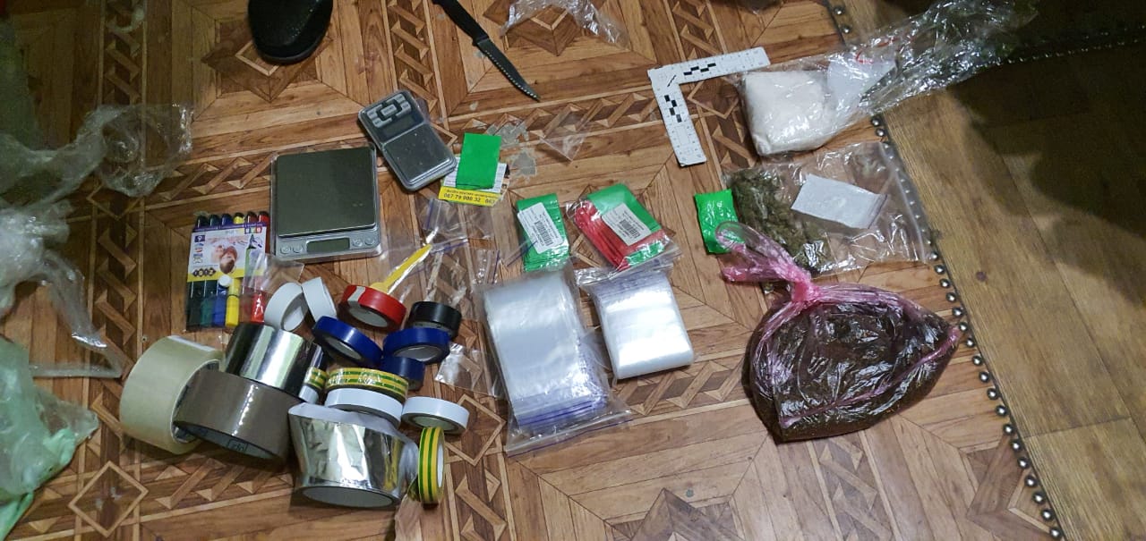 Львів’яни через Телеграм викрили двох наркоторговців