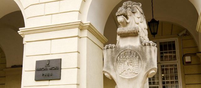На посаду міського голови Львова поки що претендують десять кандидатів: їх перелік