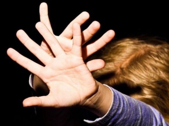 Розбещував та ґвалтував малолітніх дівчат: у Львові судитимуть керівника молодіжних таборів