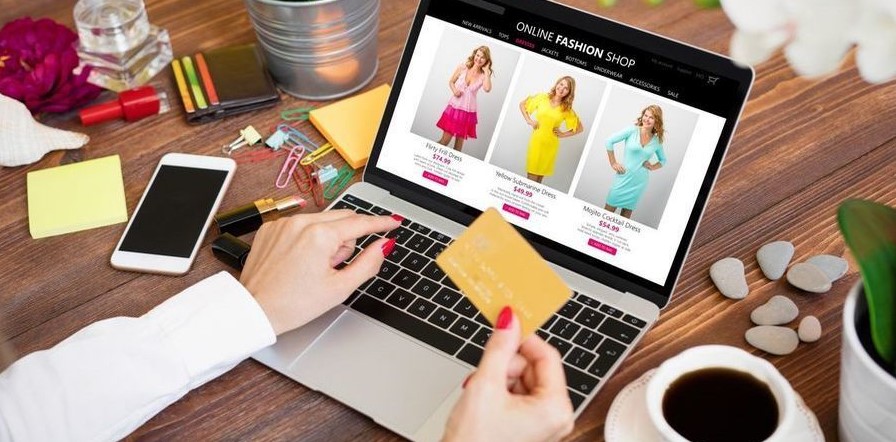 Стало відомо, що найчастіше купують українці в інтернеті