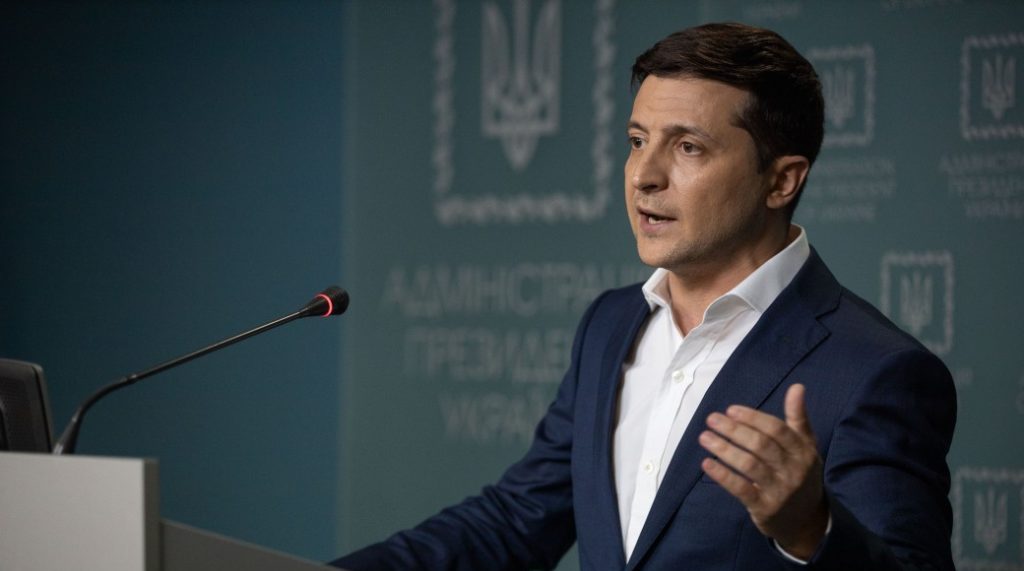 Зеленський у Львові: майже 600 мільйонів гривень, щоб будувати місцеві дороги