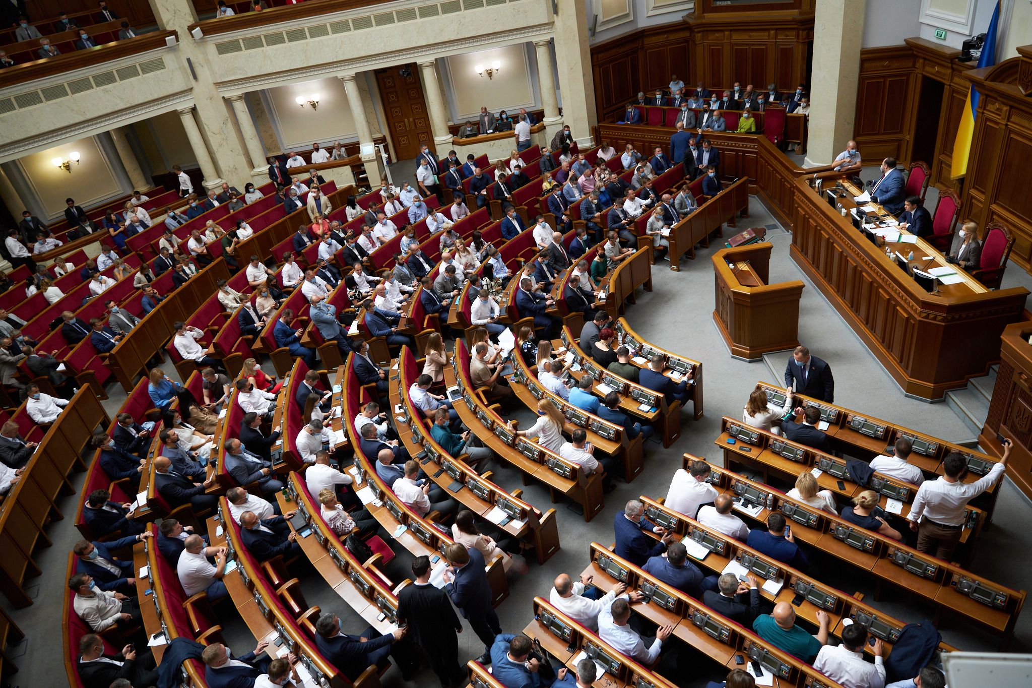 Соціальні ініціативи монобільшості, які відчують тисячі українців