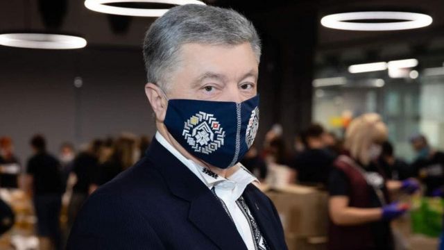 У Петра Порошенка, який захворів на COVID-19, погіршився стан