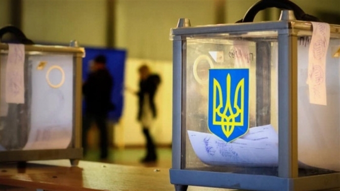 Їхали додому поспати: як у Львові підраховують голоси на місцевих виборах 2020 року