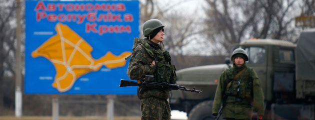 Окупанти незаконно виселяють з Криму українців і переселяють туди росіян, – МЗС