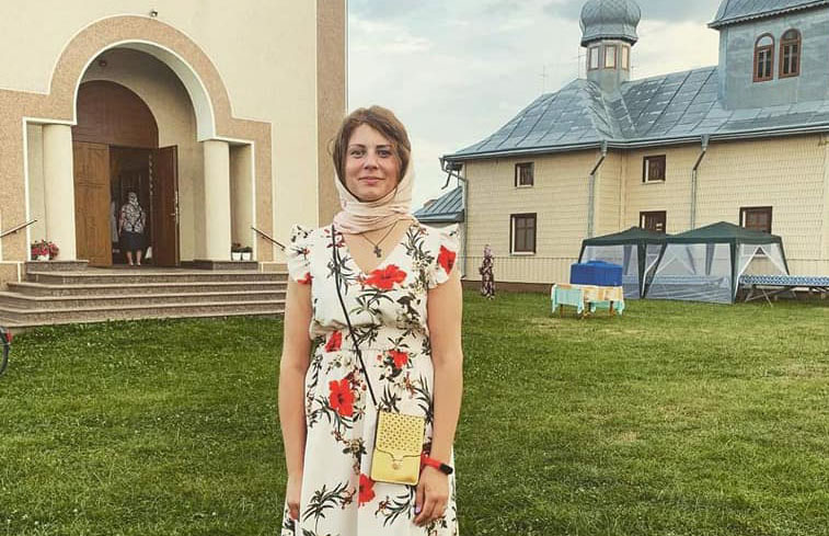 «Попри увесь біль, вона тримається бадьоро»: Олександрі Гуй, яка постраждала в ДТП через п’яного майора, потрібна допомога