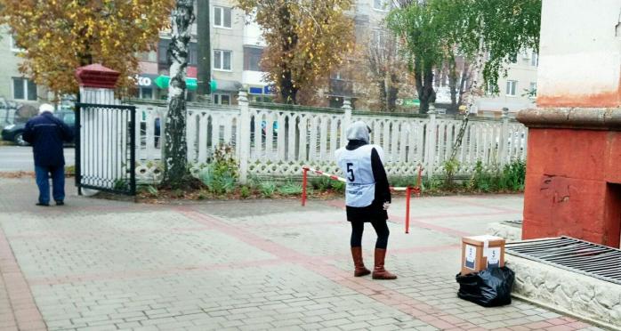 На «всенародному опитуванні» працювала 11-річна волонтерка, – Нацполіція