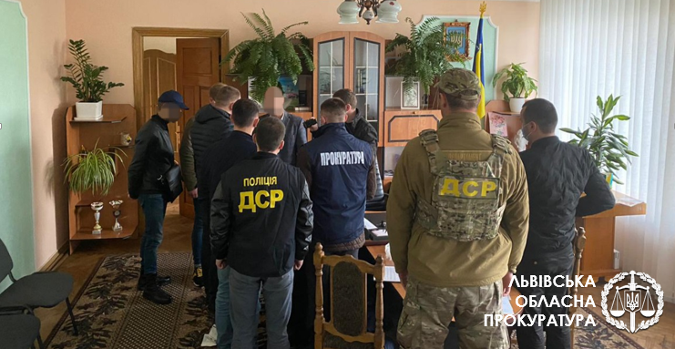 На Львівщині один з голів РДА вимагав хабар, – прокуратура