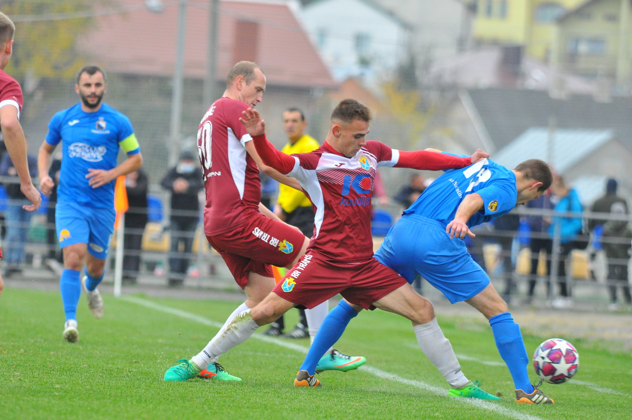 На Львівщині визначили чемпіонів з футболу: хто отримав кубок