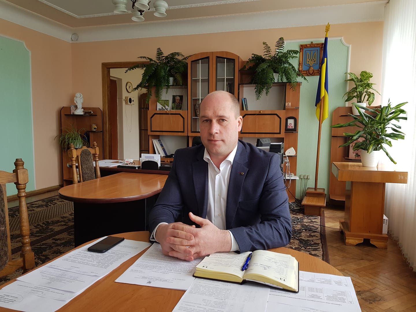 Президент звільнив очільника Буської РДА