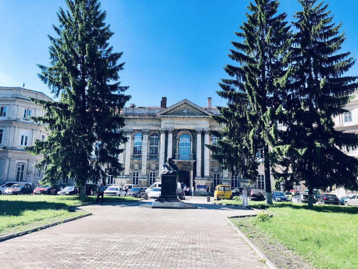 У Львові виставили на аукціон два приміщення обласної лікарні