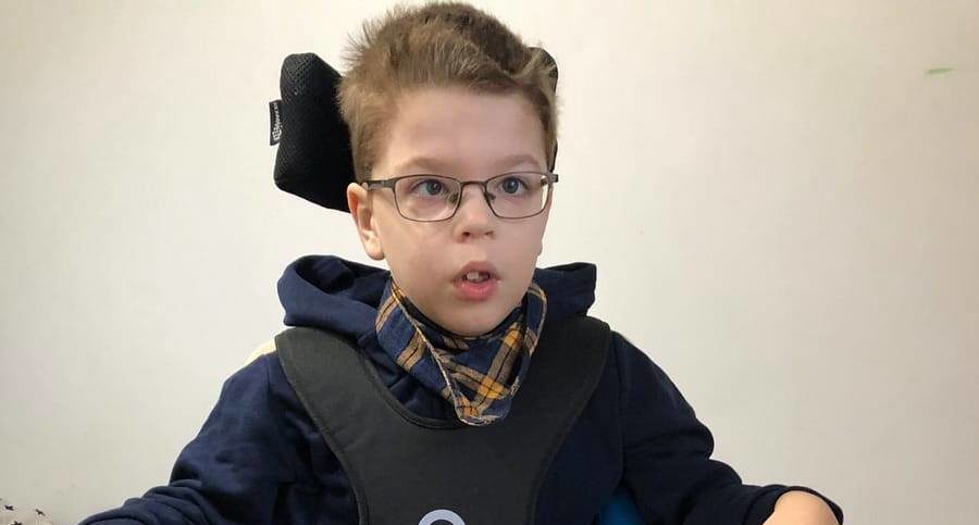 «Любчик мріє ходити сам»: 7-річному львів’янину потрібна фінансова допомога