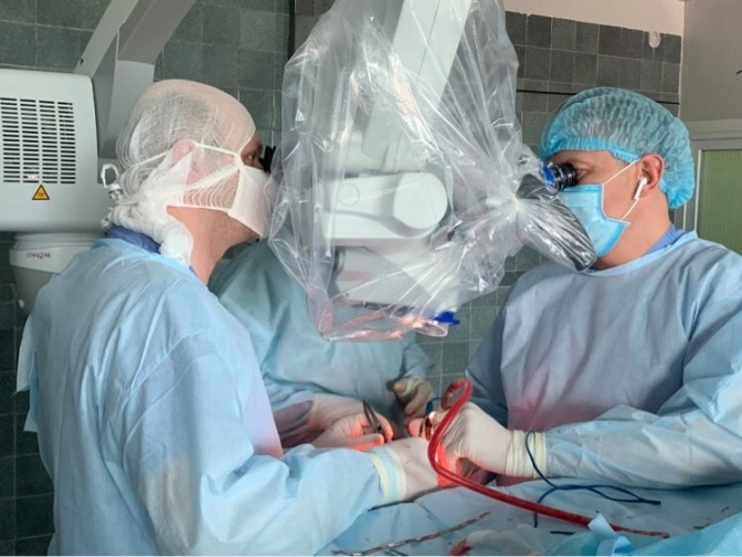 Жодні ліки не допомагали: у Львові вперше прооперували дитину з важкою формою епілепсії