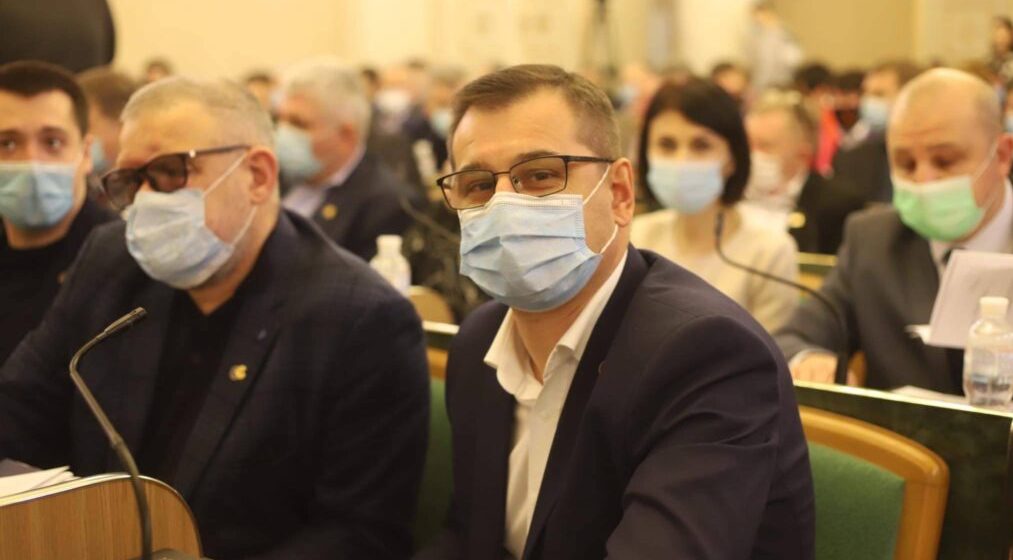 Три квартири та комерційна нерухомість: статки голови обласної фракції ЄС Олега Дуди