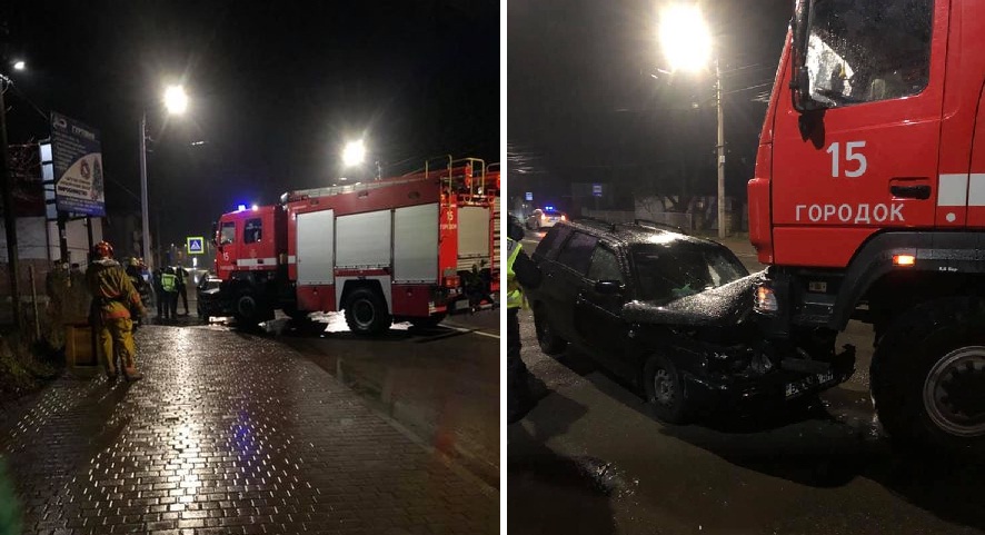 У Городку в аварію потрапив пожежний автомобіль, який поспішав на виклик