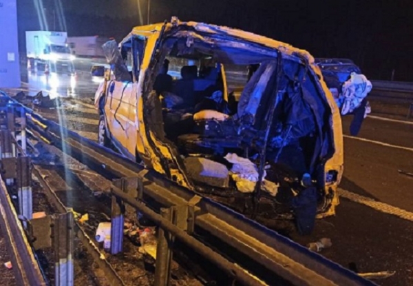 Водій заснув за кермом: у моторошній аварії в Польщі загинула 55-річна українка