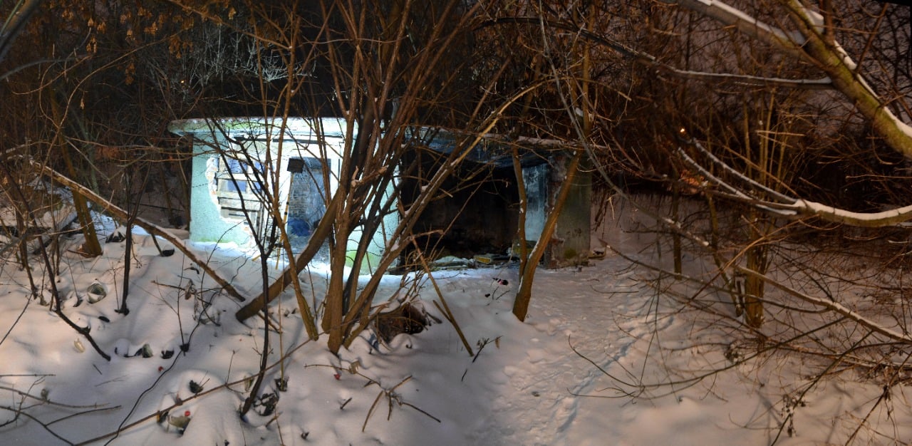 У Львові розшукують вбивць молодого чоловіка, якого зарізали у покинутій будівлі