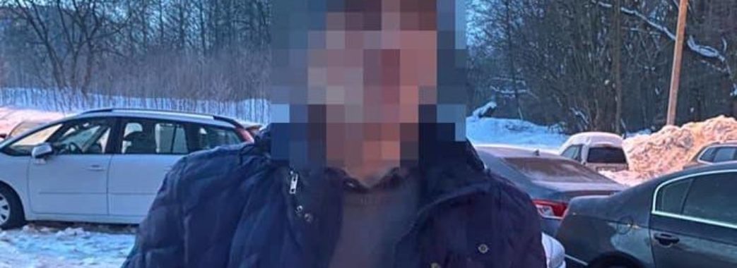Закопався в снігу: у Львові автокрадій намагався сховатися від поліції