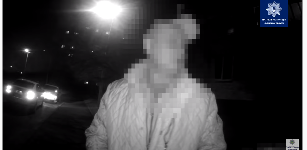 У Львові п’яний водій «Жигулів» показав патрульним замість посвідчення ковбасу(Відео)