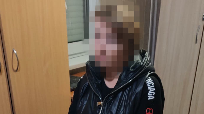 Хотіла змінити прізвище та жити в Україні: СБУ затримала “ексчиновницю” ЛНР