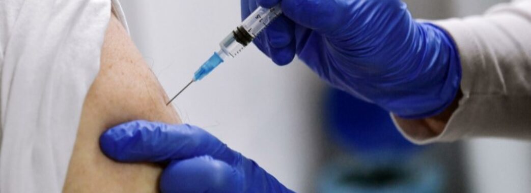 Перший в Україні центр вакцинації населення відкриють на Львівщині