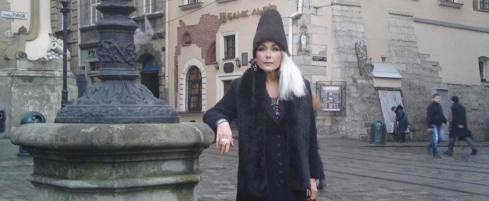 Коронавірус забрав життя відомої львівської художниці та її матері