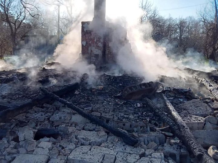 «Намагався врятуватися, біг до вікна»: на Яворівщині у пожежі загинув пенсіонер