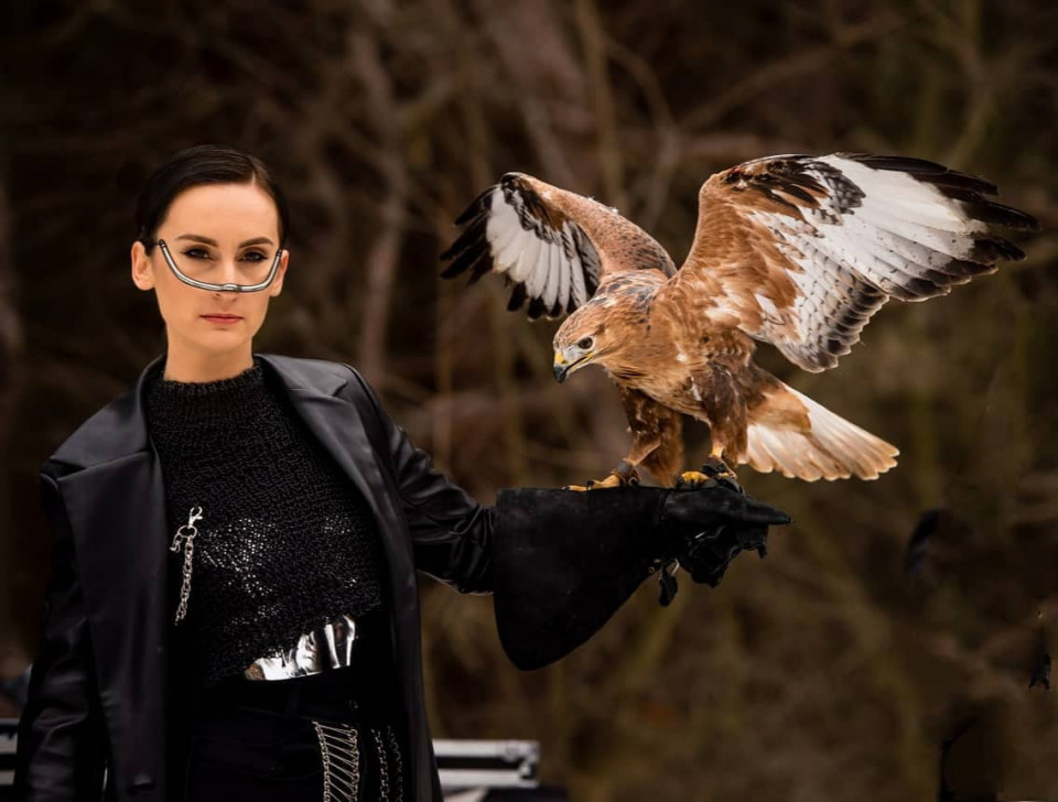 Перемогла бідність та смертельну недугу: в мережі набирає популярності інтерв’ю лідерки Go_A Каті Павленко