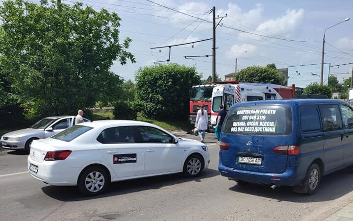 Тільки вчора попереджали: у Львові на смерть розбився мотоцикліст (Відео)