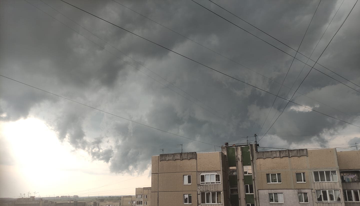 Вдруге за тиждень Львовом пронісся буревій(Фото, Відео)