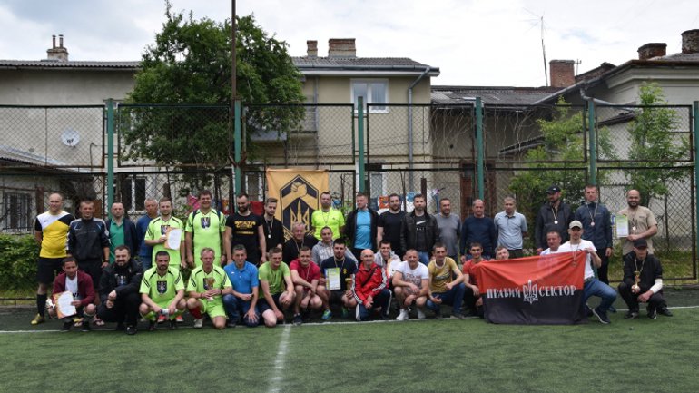 Стрийські священики зіграли у футбол з ветеранами російсько-української війни