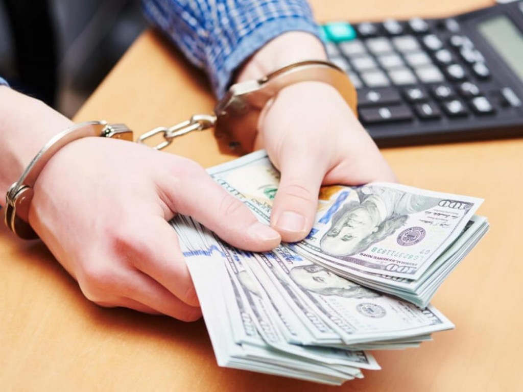 На Золочівщині викрили колишню голову сільради, яка незаконно продавала землю