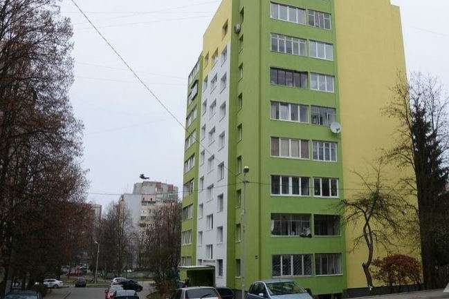 З вікна шостого поверху у Дублянах випав 4-річний хлопчик