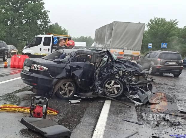 «Любив п’яним сідати за кермо»: в аварії, внаслідок якої загинули жінка та дитина, звинувачують племінника екс-мера Сколе